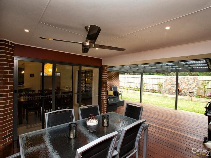 17 Hector Close, Bittern VIC 3918