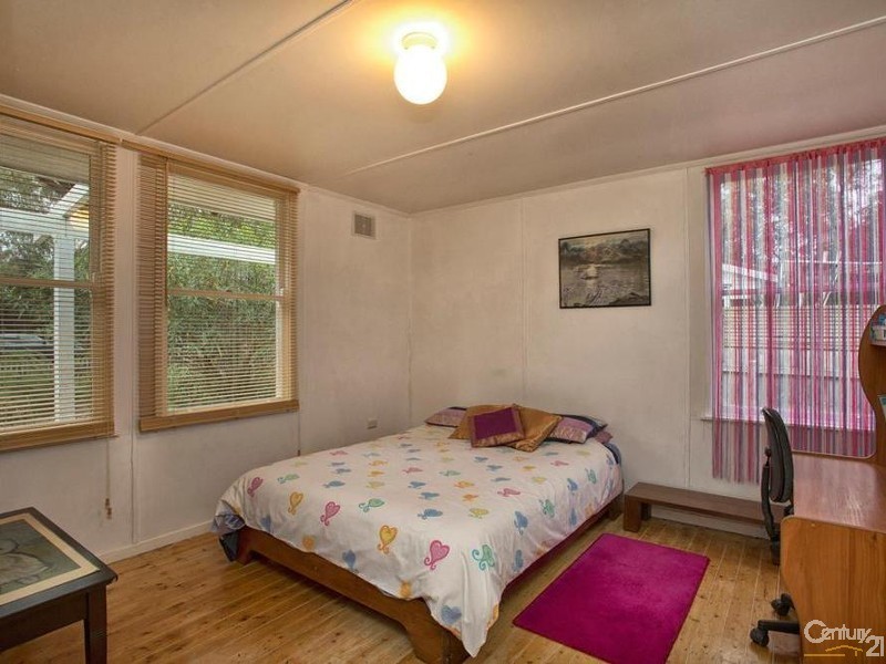 99 Governors Road, Crib Point VIC 3919