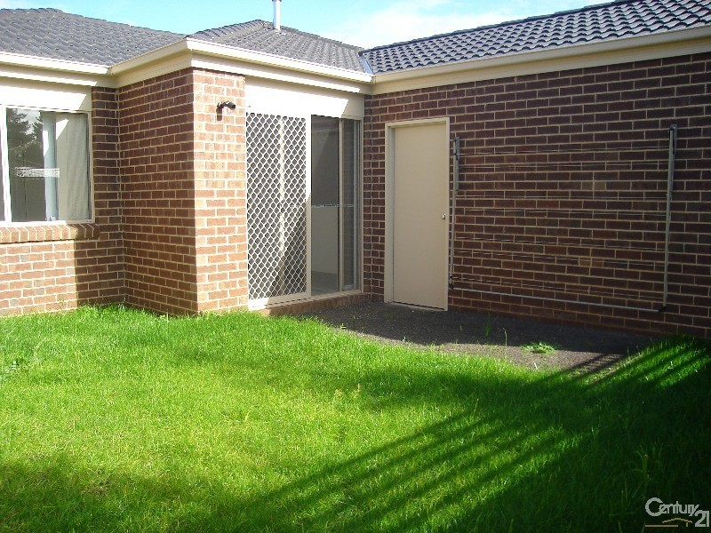 1/35 Sudholz Street, Bittern VIC 3918