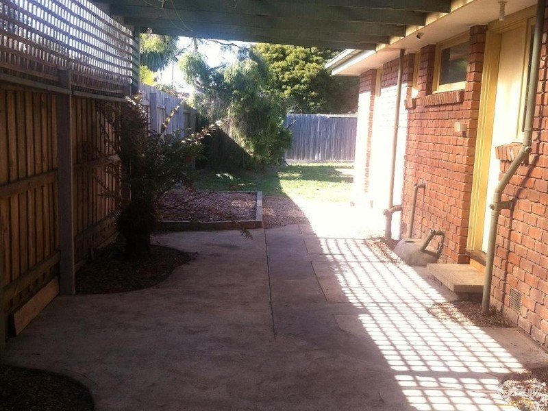 13 Edward Court, Hastings VIC 3915