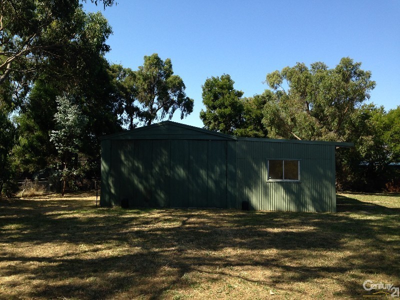 51 Urquhart Crescent, Crib Point VIC 3919