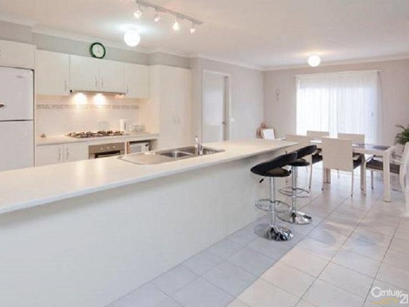 10 Mitch Court, Somerville VIC 3912