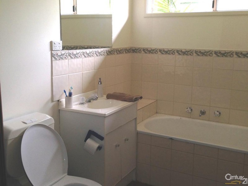 2 Morton Crescent, Bittern VIC 3918
