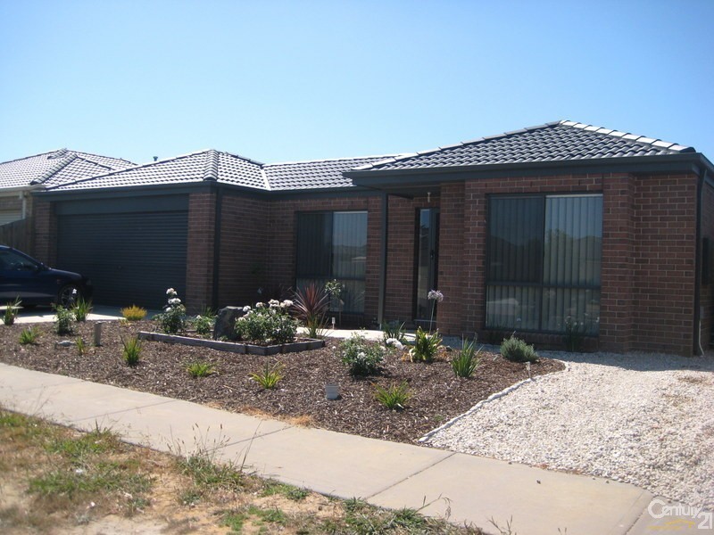 16 Wolverene Street, Hastings VIC 3915