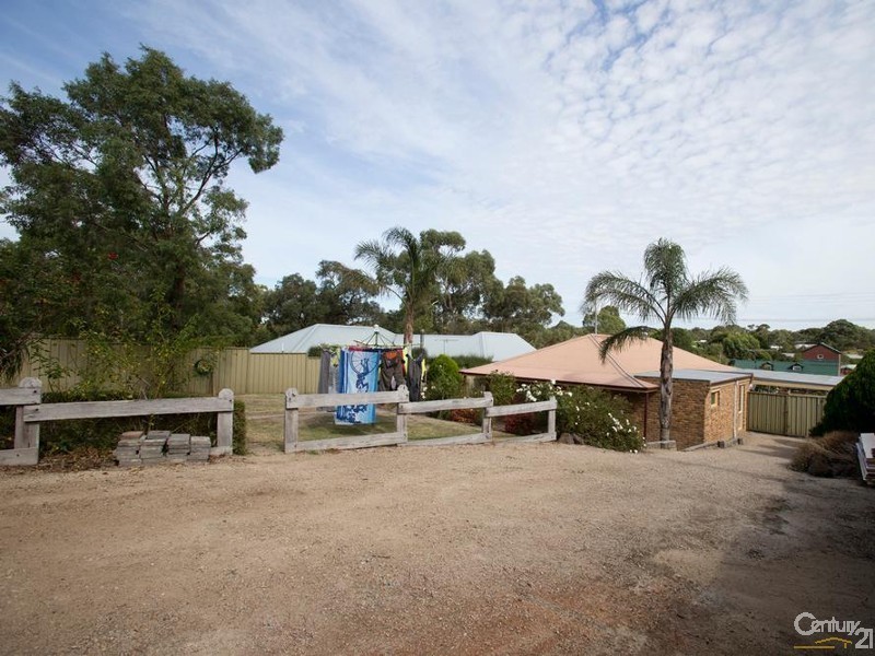 15 Flinders Street, Bittern VIC 3918