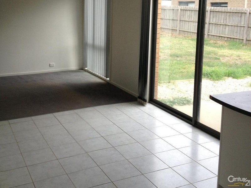 28 Rosemary Drive, Hastings VIC 3915