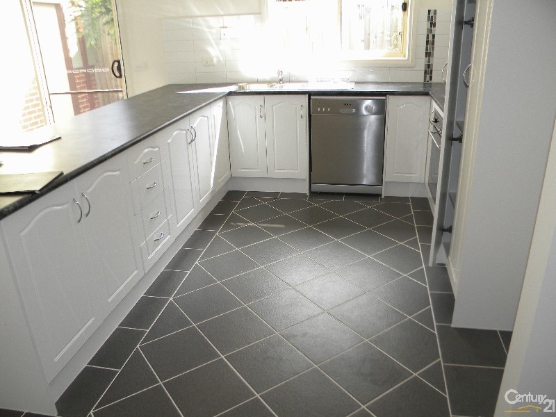 1/3 Elizabeth Street, Hastings VIC 3915