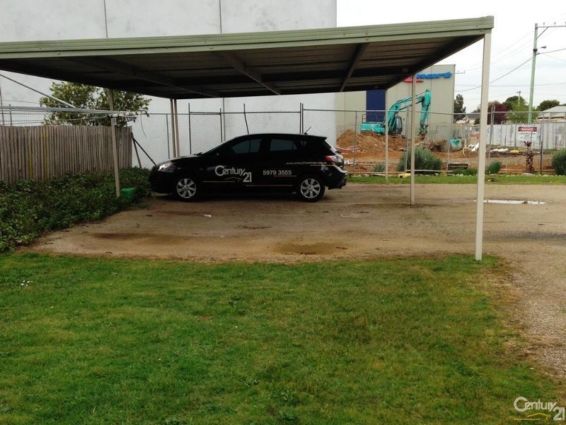 2/1 Queen Street, Hastings VIC 3915