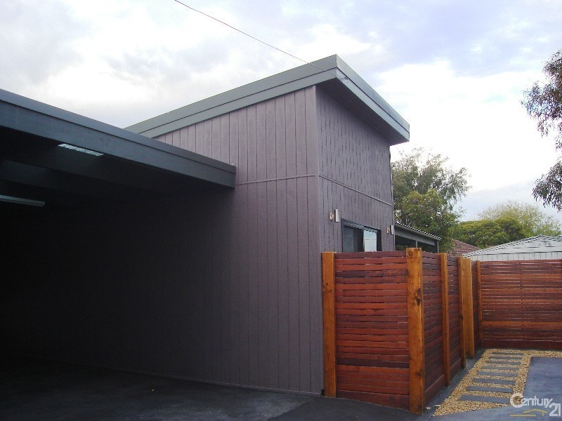 2/2 George Street, Safety Beach VIC 3936