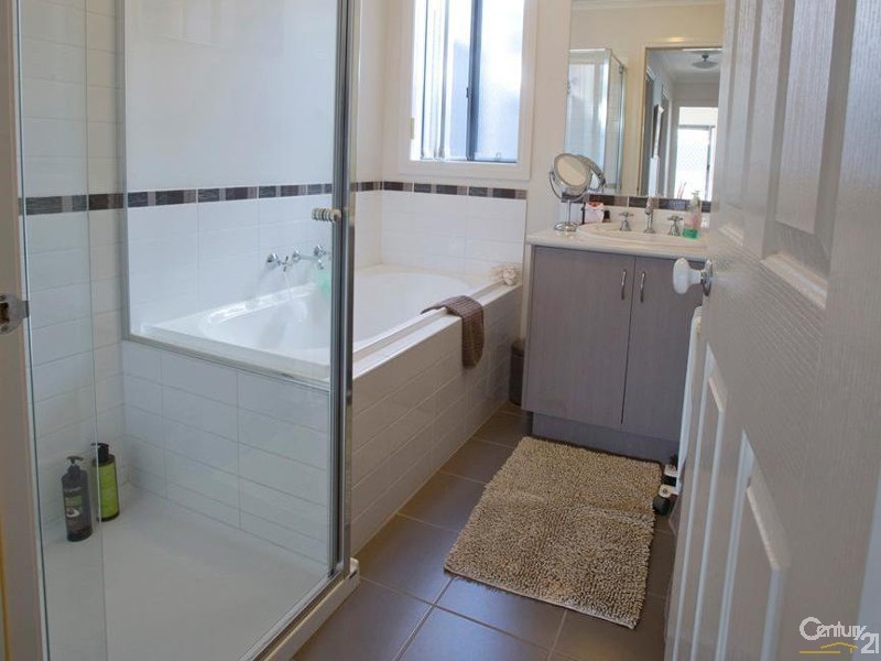 12 Mariners Way, Hastings VIC 3915