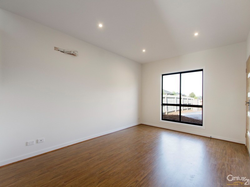 1/23 Orchard Grove, Tyabb VIC 3913