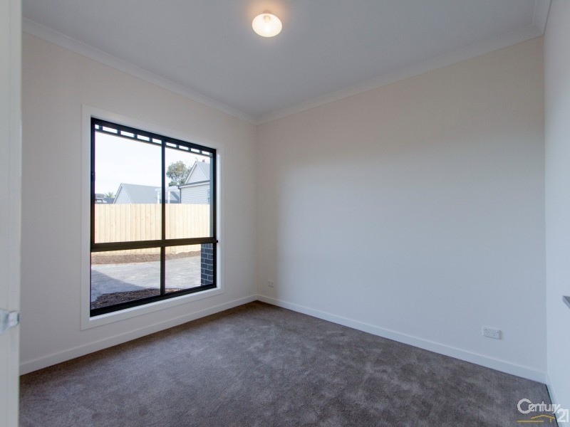 1/23 Orchard Grove, Tyabb VIC 3913