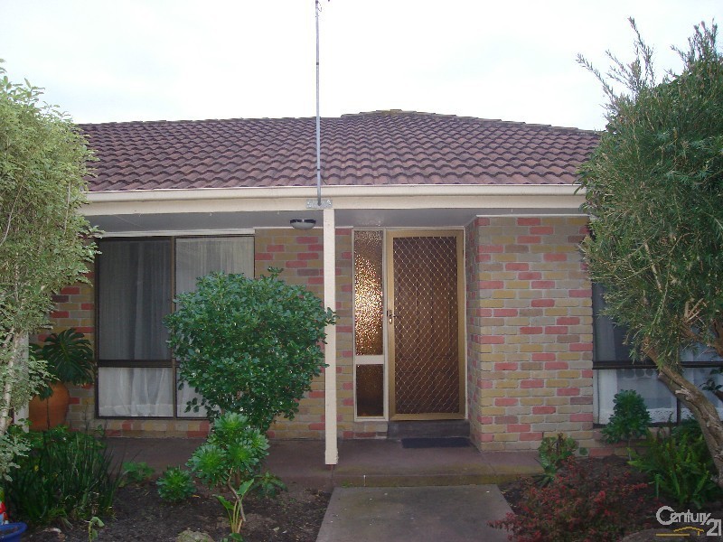 4/2  Simon Street, Hastings VIC 3915