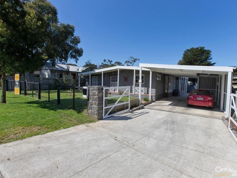 217 South Beach Road, Bittern VIC 3918