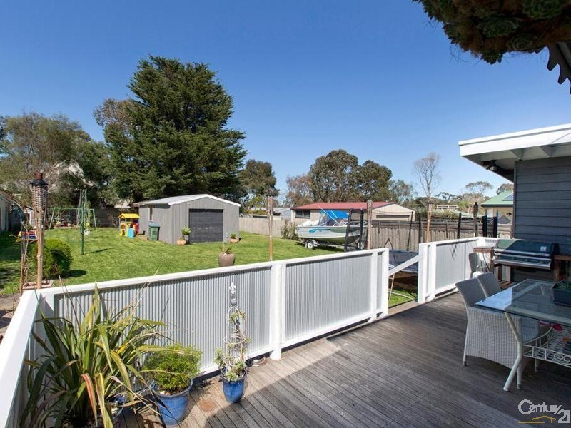 217 South Beach Road, Bittern VIC 3918