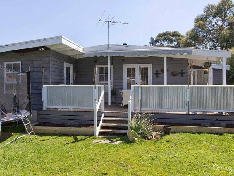 217 South Beach Road, Bittern VIC 3918