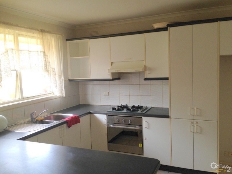 1 Tulum Court, Frankston VIC 3199