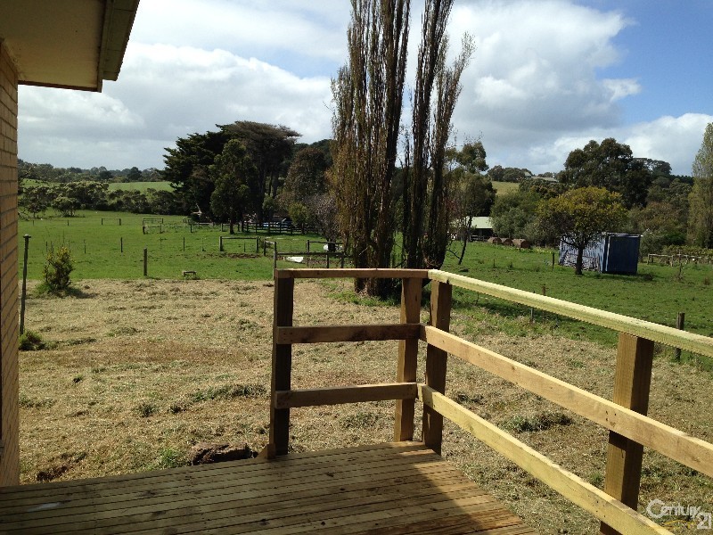 111 Point Leo Road, Red Hill South VIC 3937