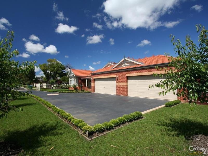 8 Kuan Yin Place, Hastings VIC 3915
