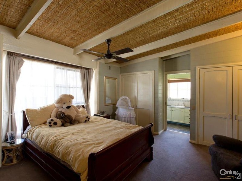 217 South Beach Road, Bittern VIC 3918