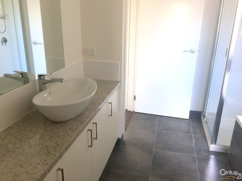 3/257 Marine Parade, Hastings VIC 3915