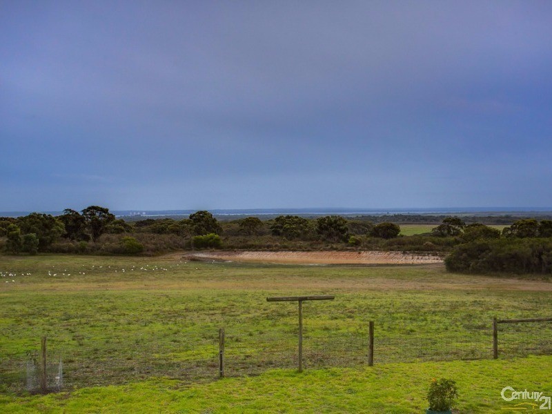 112 Scotts Lane, French Island VIC 3921