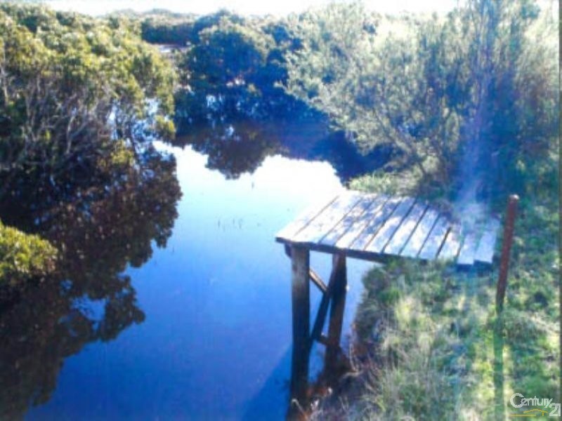 989 Coast Road, French Island VIC 3921