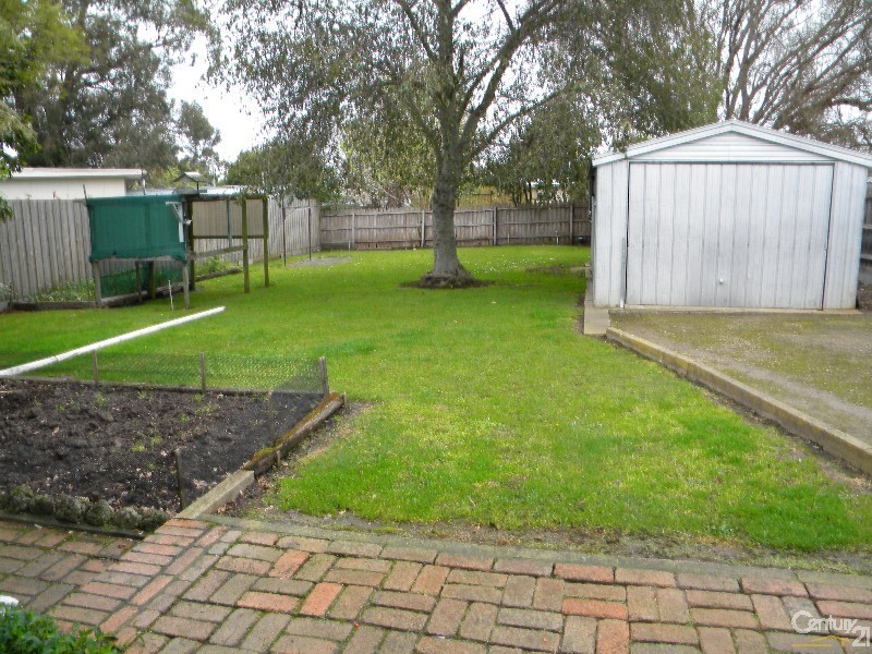 11 Edward Street, Hastings VIC 3915