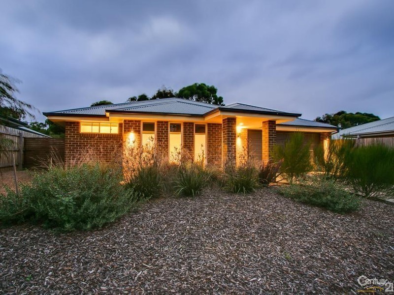 13 Hector Close, Bittern VIC 3918