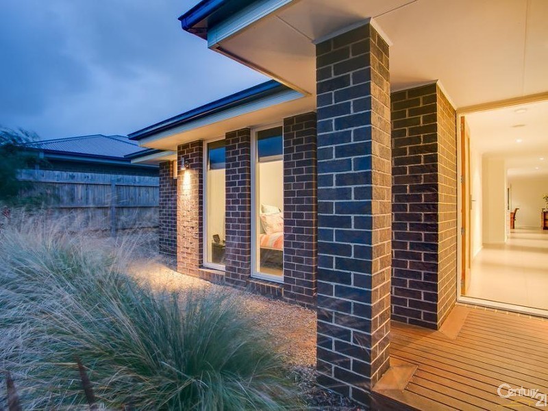 13 Hector Close, Bittern VIC 3918