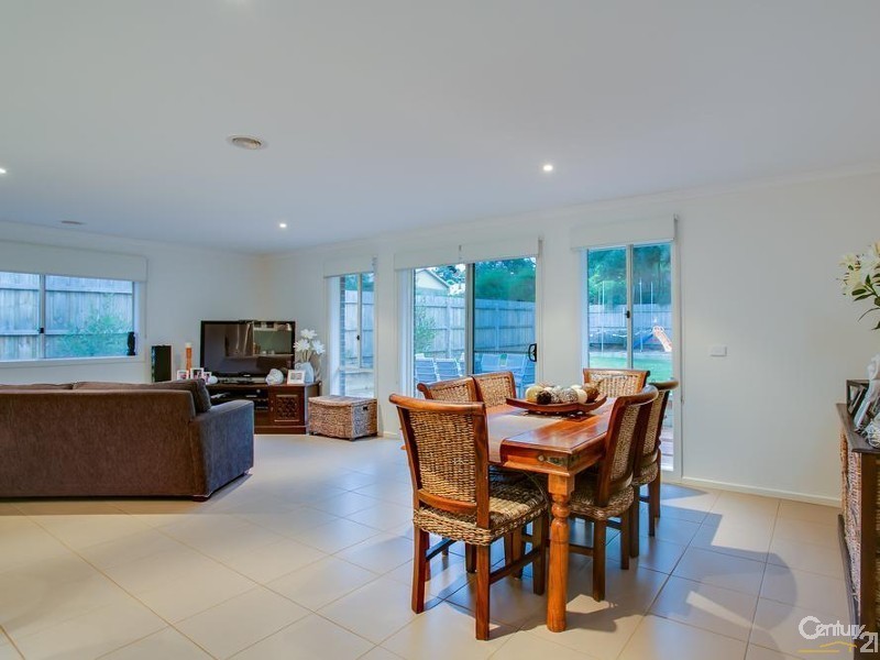 13 Hector Close, Bittern VIC 3918