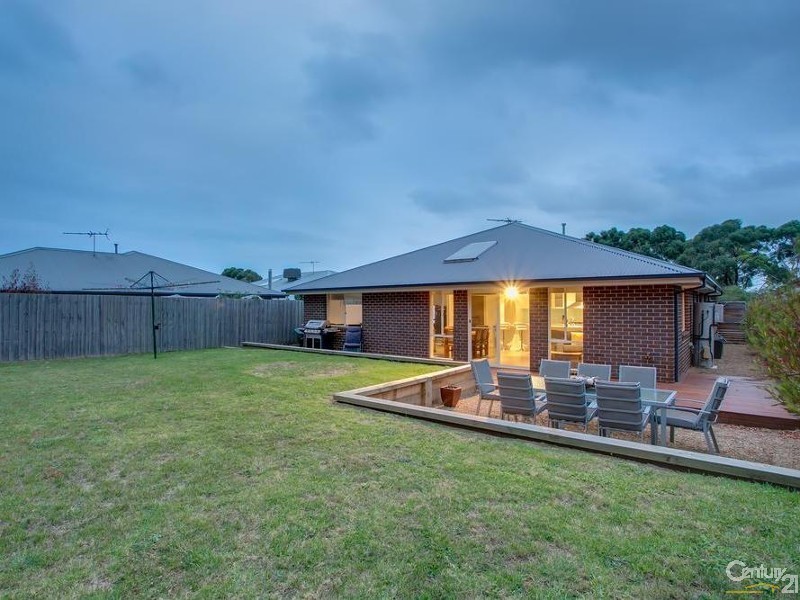 13 Hector Close, Bittern VIC 3918