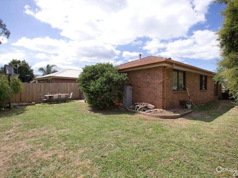 46 Clarendon Drive, Somerville VIC 3912
