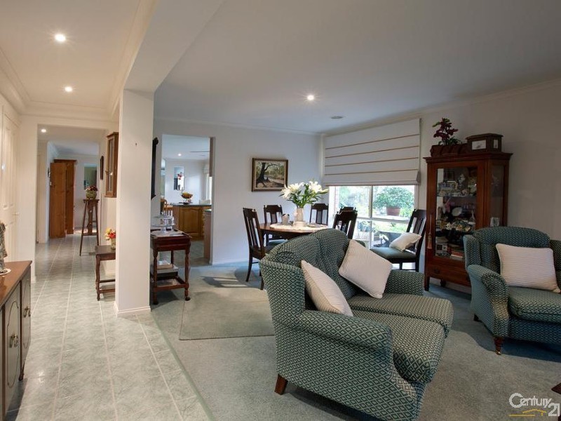 38 Warranqite Crescent, Hastings VIC 3915