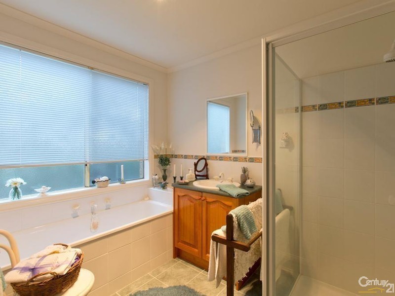 38 Warranqite Crescent, Hastings VIC 3915