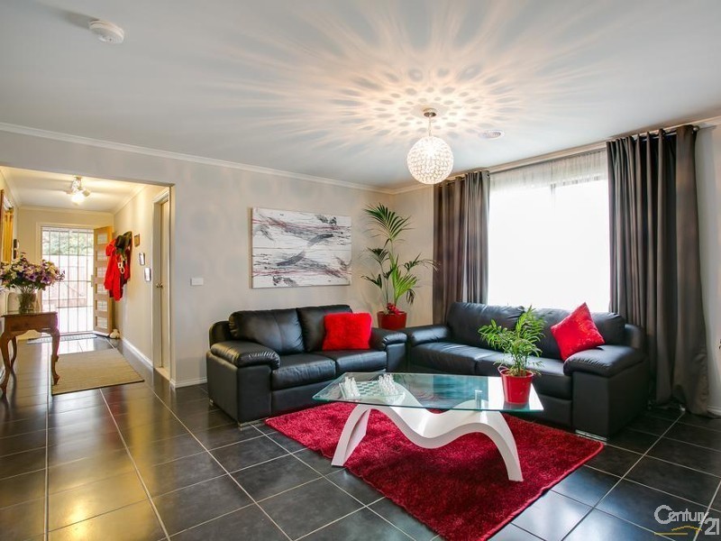 77 Hendersons Road, Bittern VIC 3918