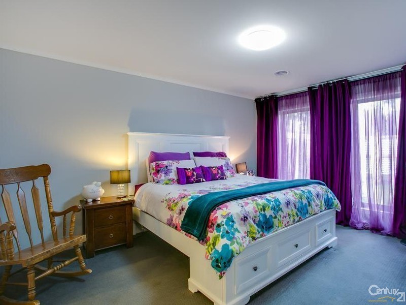 77 Hendersons Road, Bittern VIC 3918