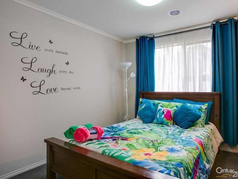 77 Hendersons Road, Bittern VIC 3918