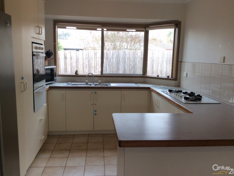 1 Huon Close, Hastings VIC 3915