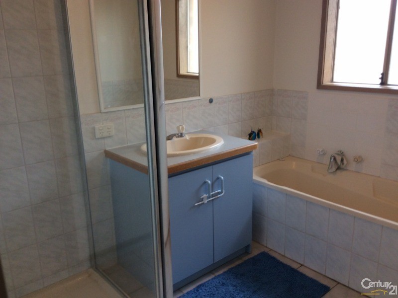 1 Huon Close, Hastings VIC 3915