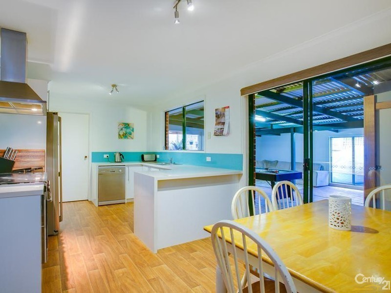 24 Michelle Drive, Hastings VIC 3915