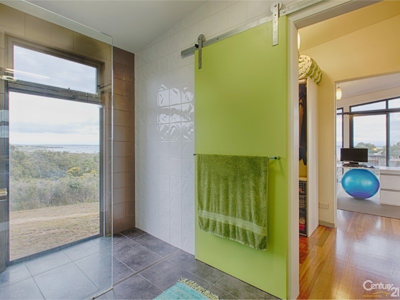 170 Coast Road, French Island VIC 3921