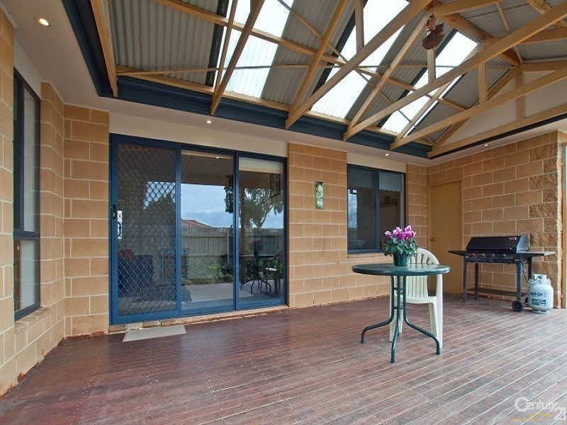 16 Kuan Yin Place, Hastings VIC 3915