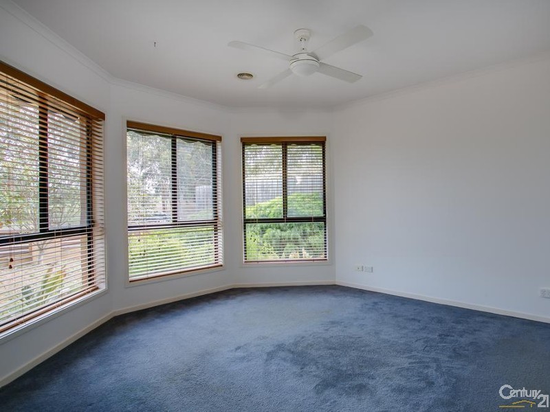 16 Kuan Yin Place, Hastings VIC 3915
