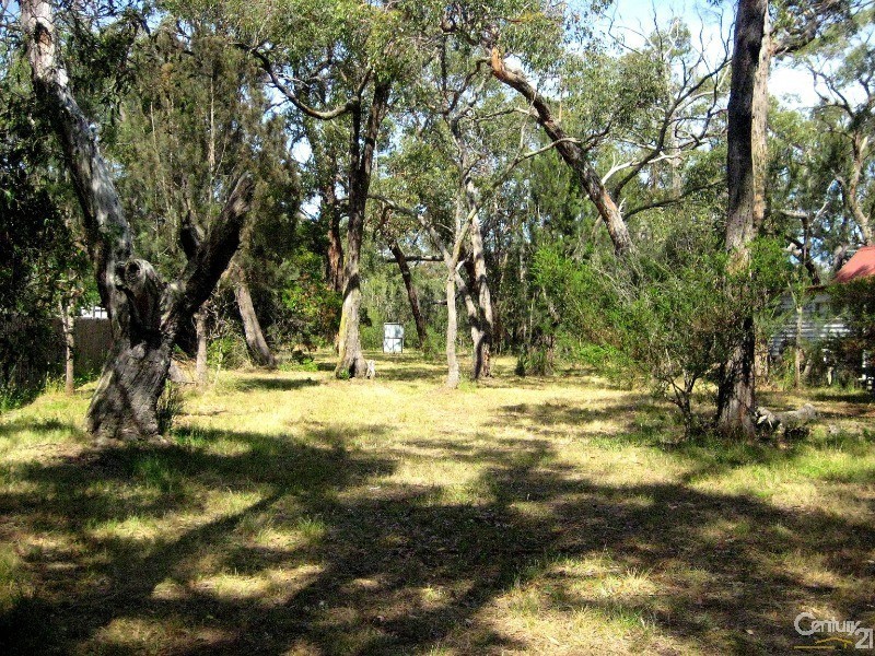 30 Hamilton Street, Crib Point VIC 3919