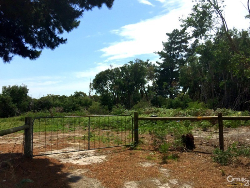 12 Yaringa Road, Somerville VIC 3912