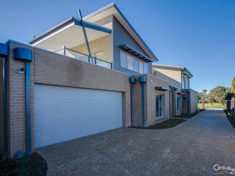 2/28 Skinner Street, Hastings VIC 3915