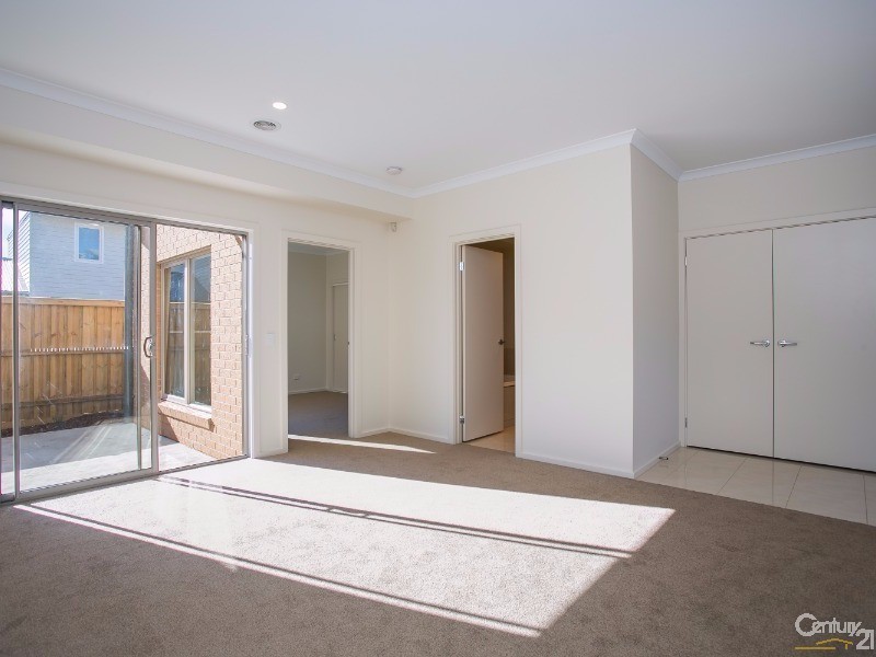 2/28 Skinner Street, Hastings VIC 3915