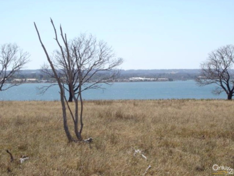 1 SANDSTONE ISLAND, Hastings VIC 3915