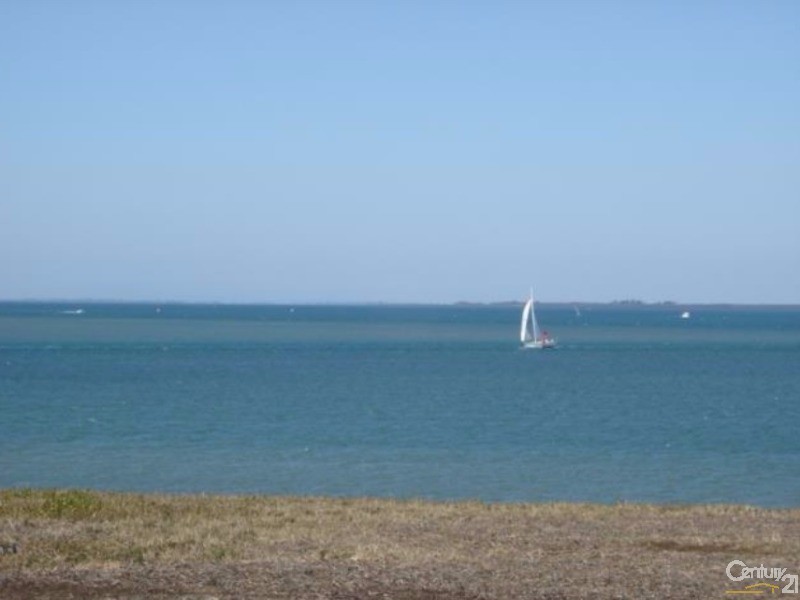 1 SANDSTONE ISLAND, Hastings VIC 3915